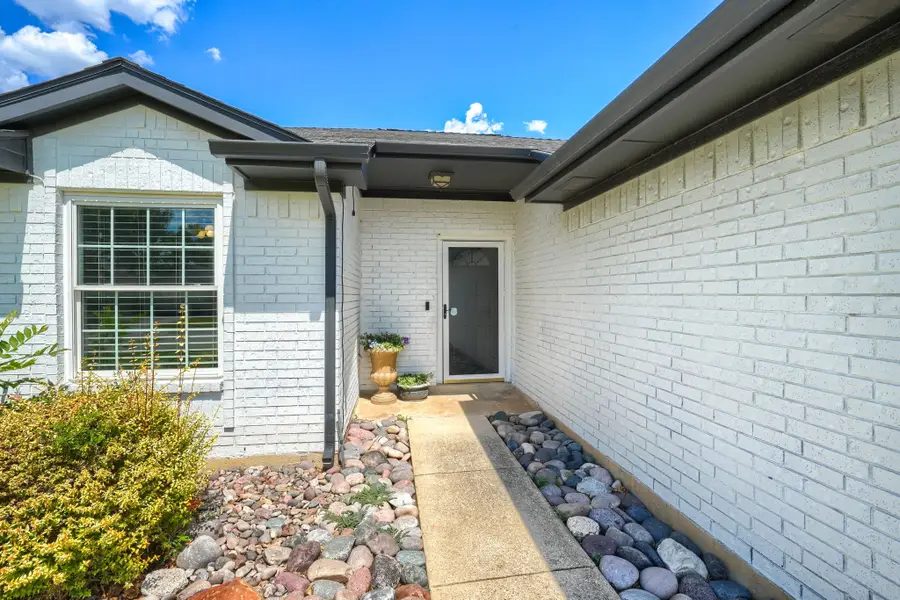 1211 Princeton Place, Euless, TX 76040 - #2