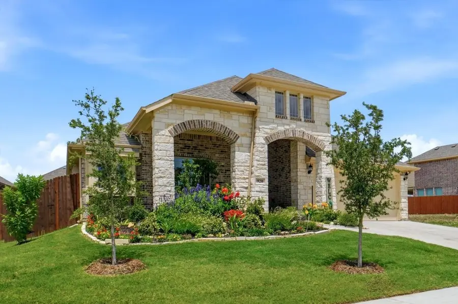 920 Cedar River Drive, Godley, TX 76044 - #2