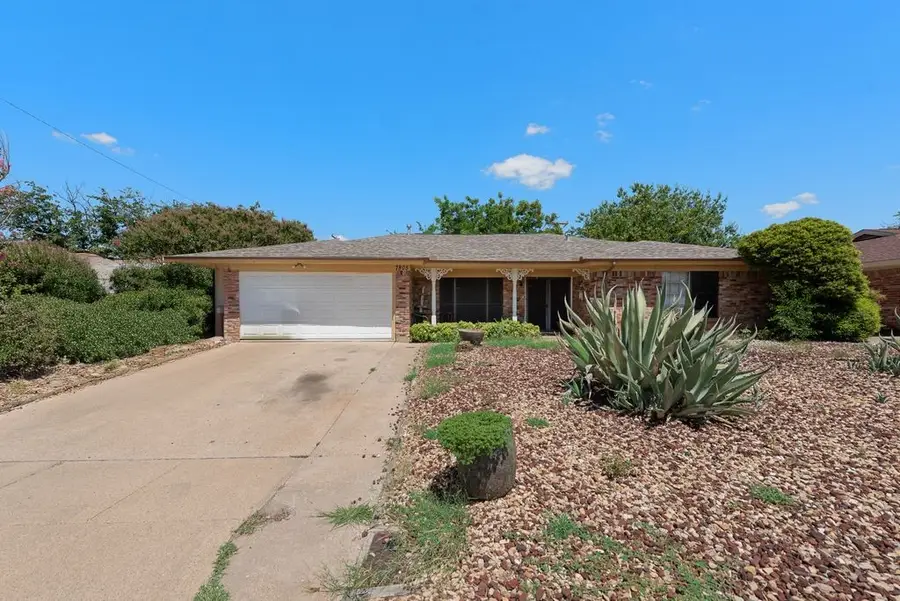7805 Trimble Drive, Fort Worth, TX 76134 - #2