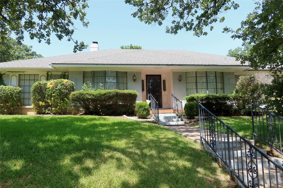 1804 High Vista Court, Fort Worth, TX 76112 - #1