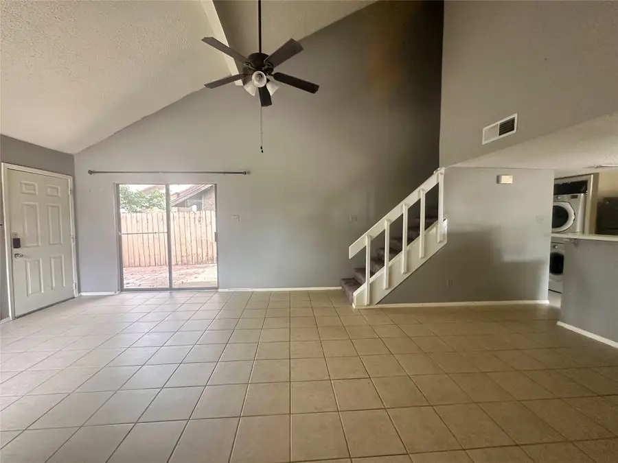 3211 Pearl Street #304, Nacogdoches, TX 75965 - #3