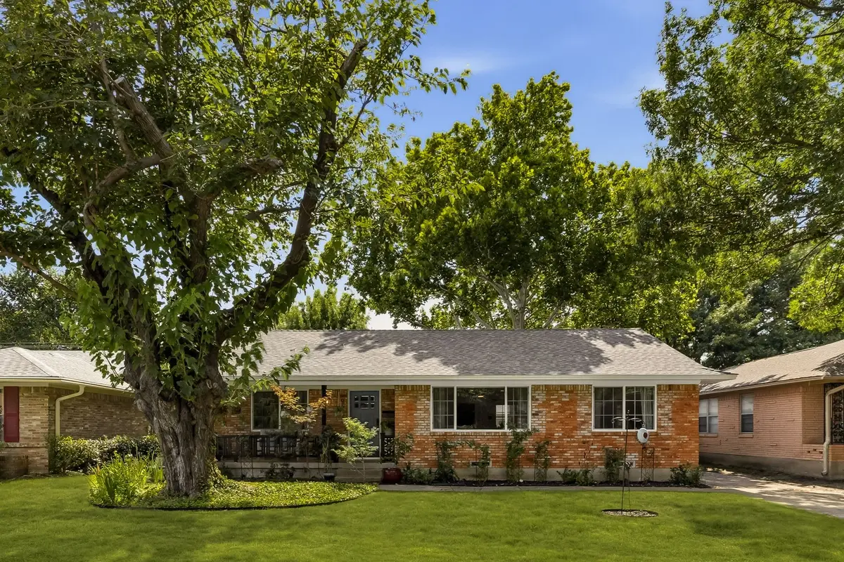 9639 Leaside Drive, Dallas, TX 75238 - #1
