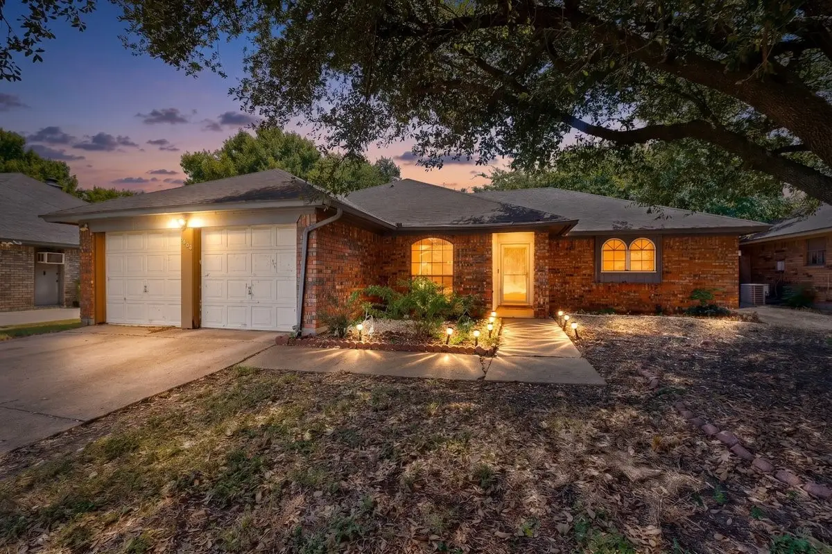 6403 Running Creek Drive, Arlington, TX 76001 - #1