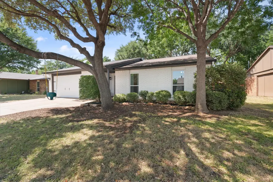 6909 Arborbrook Drive, North Richland Hills, TX 76182 - #3