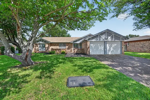 3619 Ceran Drive, Arlington, TX 76016