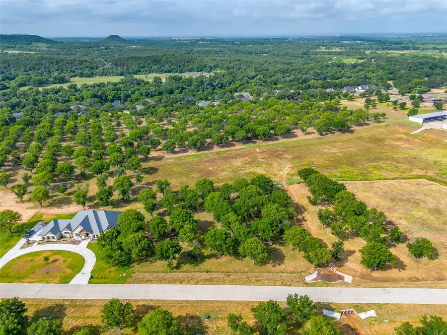 2325 E Landings S, Granbury, TX 76049 - #3