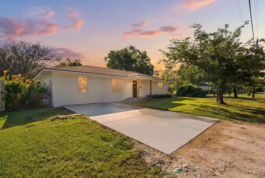 507 S Colorado Street, Whitney, TX 76692 - #2