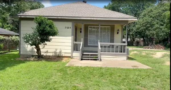 3029 Pueblo Trail, Lake Worth, TX 76135