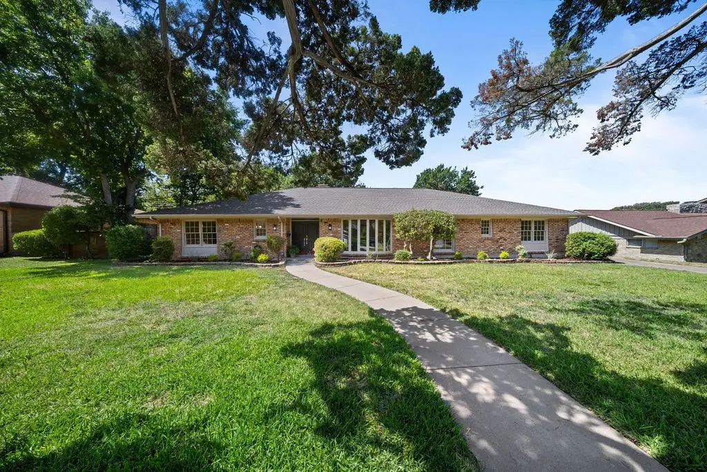 3721 Wosley Drive, Fort Worth, TX 76133 - #1