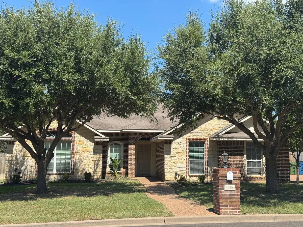 436 W Wall Street, Hewitt, TX 76643 - #1