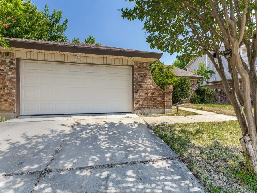6637 Redbud Drive, Watauga, TX 76148 - #3