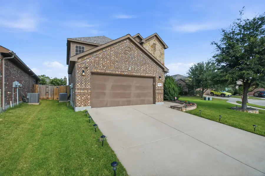 10816 Abbeyglen Court, Haslet, TX 76052 - #3