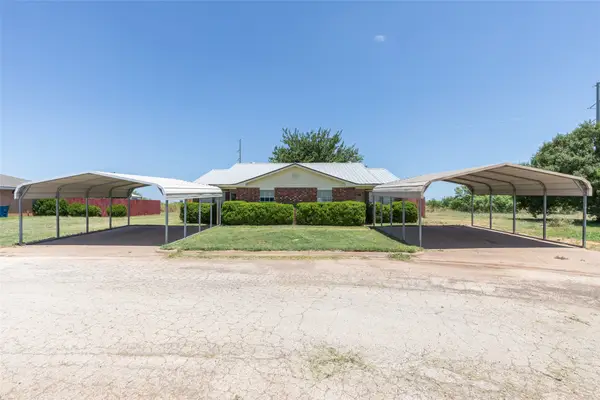201 & 203 Bluebonnet Drive, Winters, TX 79567