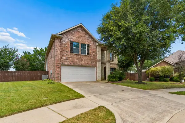 3800 Windy Point Drive, Denton, TX 76208