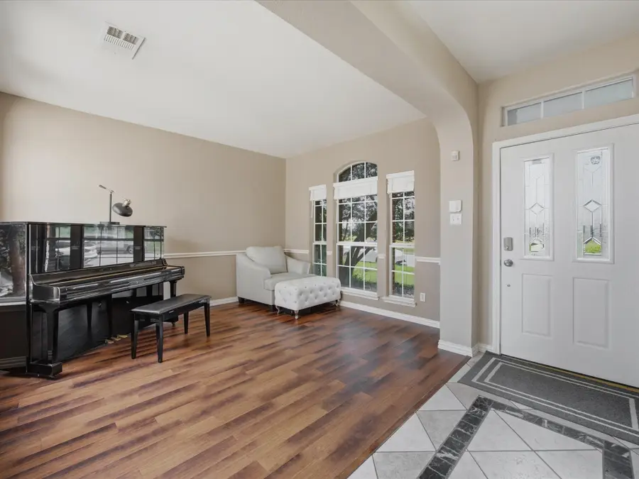 5404 Worley Drive, The Colony, TX 75056 - #3