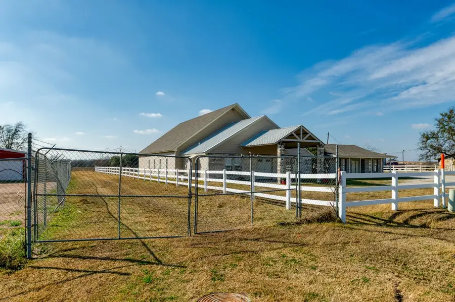 8829 N Highway 171, Godley, TX 76044 - #2