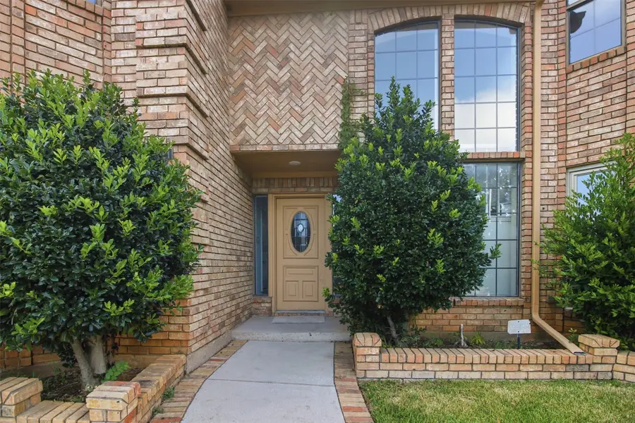 6701 Mt Vernon Court, Arlington, TX 76017 - #2
