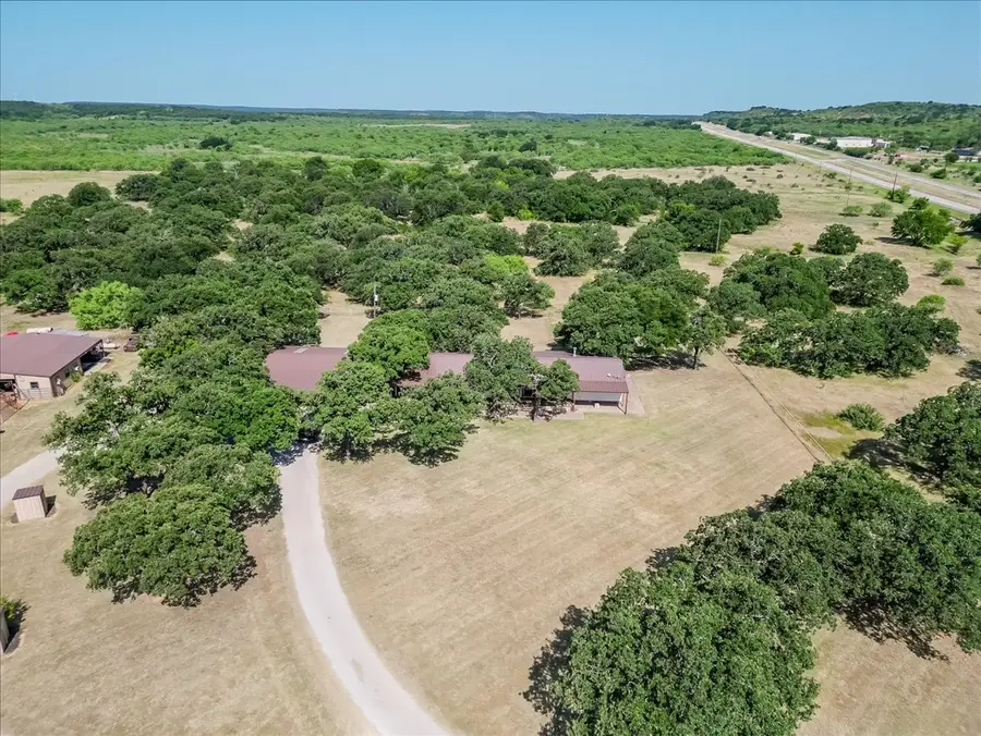 3637 Highway 281 N, Jacksboro, TX 76458 - #2