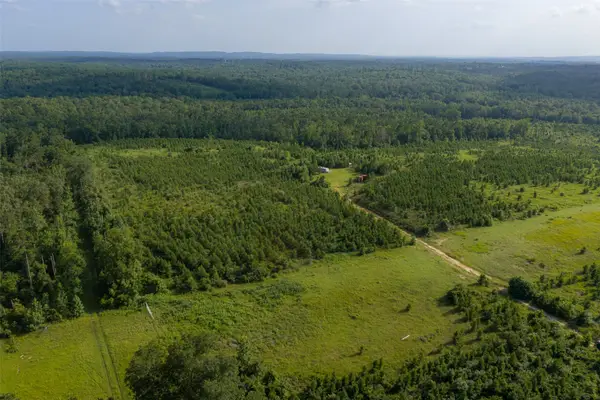 000 County Road 436, Laneville, TX 75667