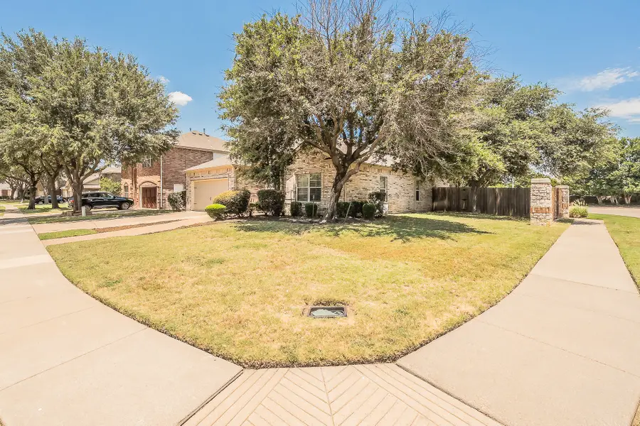 5896 Vista Heights Lane, Grand Prairie, TX 75052 - #3