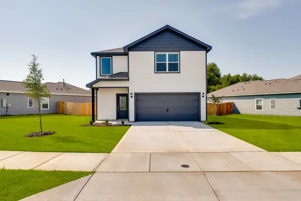 8433 White Wolf Trail, Ponder, TX 76259