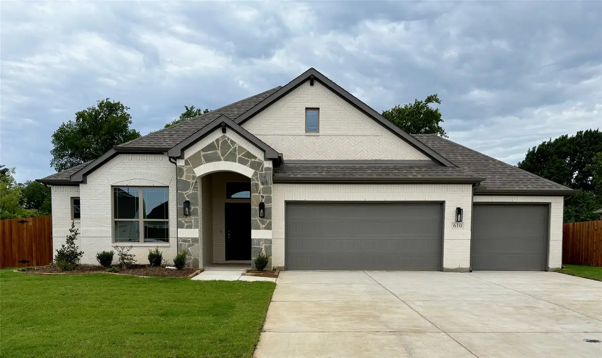 610 Kyle Drive, Tioga, TX 76271 - #1