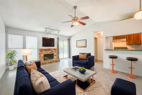 1417 Caplin Drive, Arlington, TX 76018