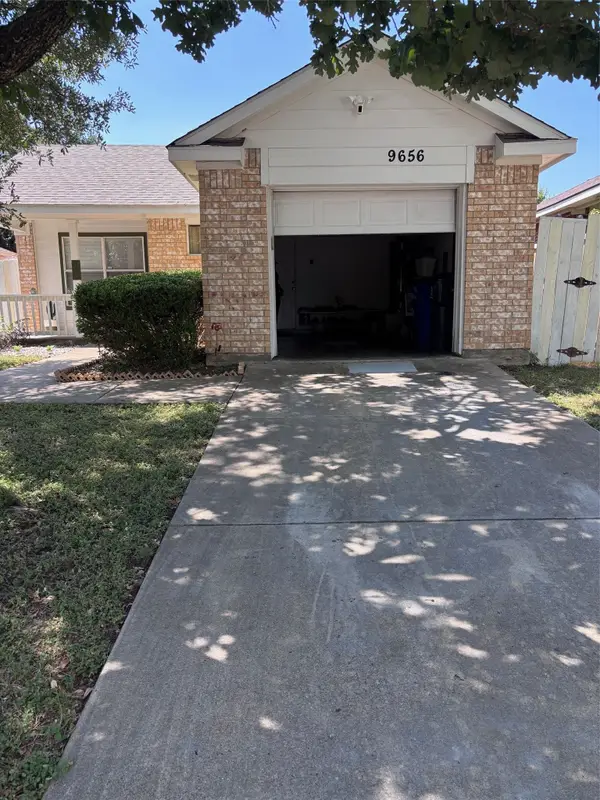 9656 Stonewood Drive, Dallas, TX 75227