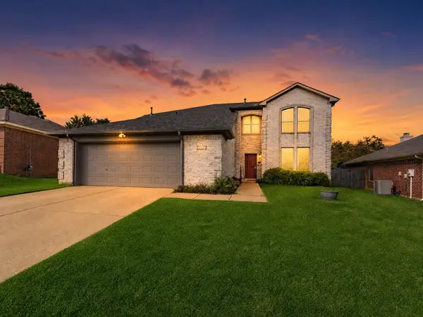 5004 Vaquero Drive, Arlington, TX 76017