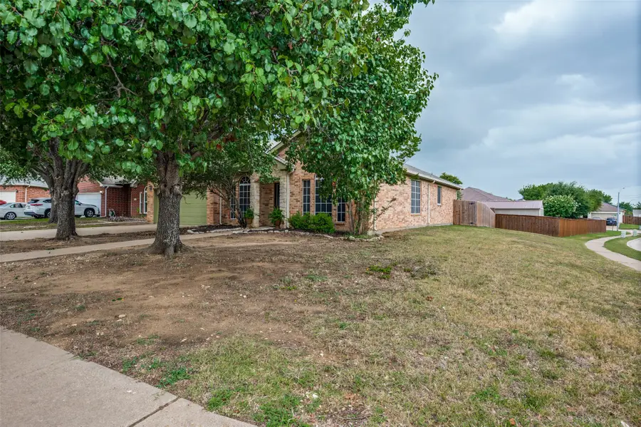 100 Bullava Court, Crowley, TX 76036 - #2