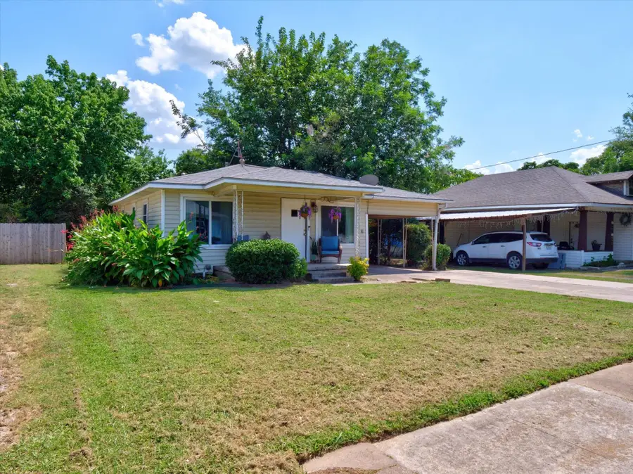 626 E South Street, Whitesboro, TX 76273 - #3