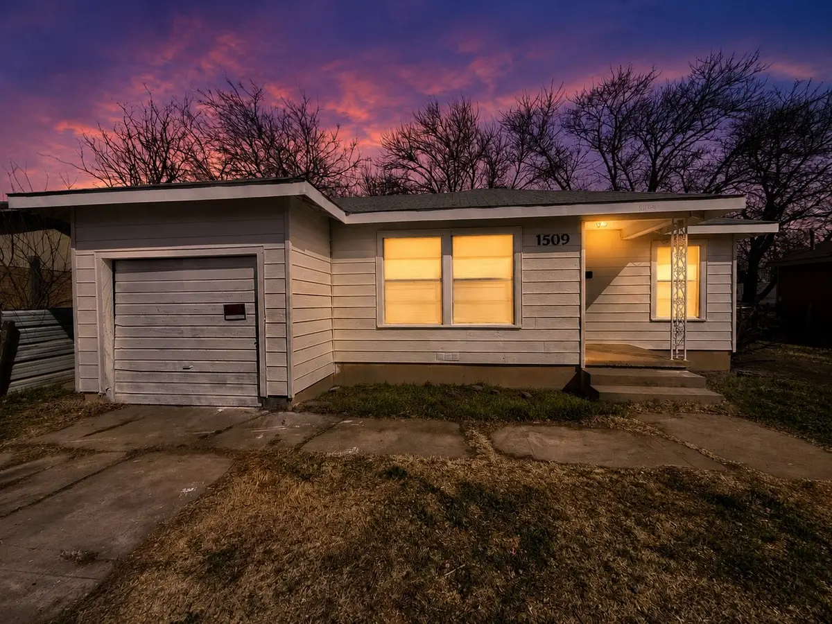 1509 SE 18th Street, Mineral Wells, TX 76067 - #1