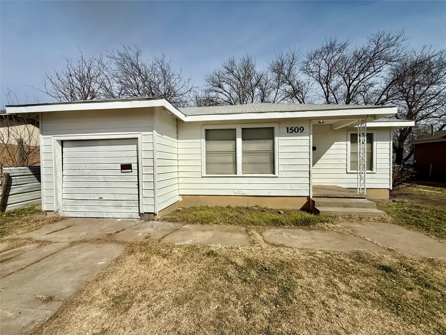 1509 SE 18th Street, Mineral Wells, TX 76067 - #2