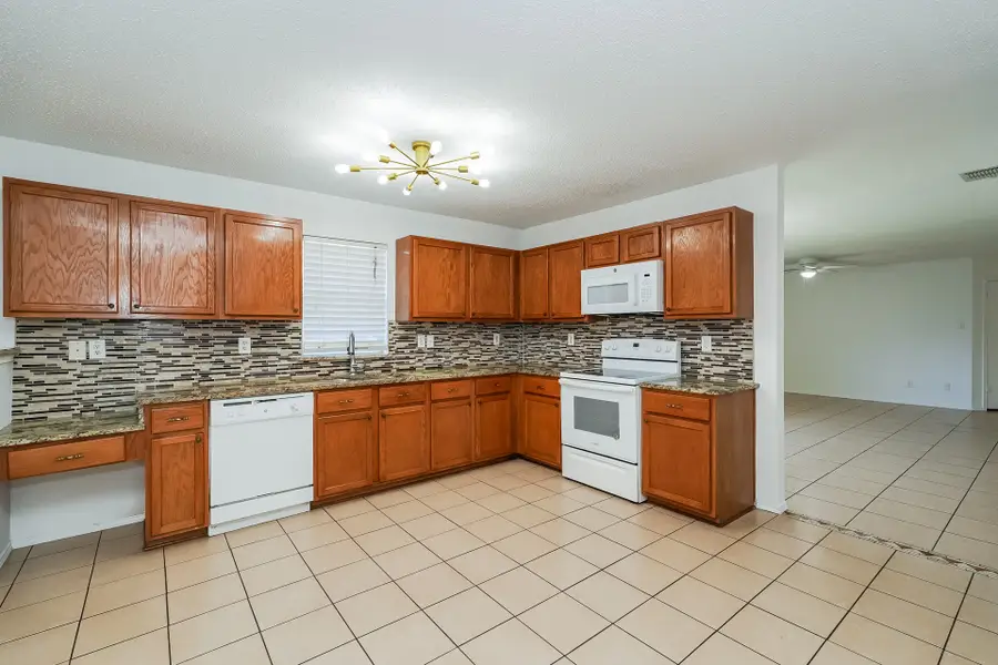 8717 Hunters Creek Drive, Fort Worth, TX 76123 - #2