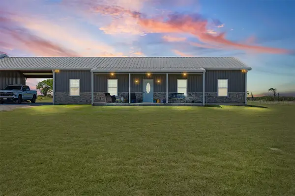 511 E Pecan Tree Road, Waxahachie, TX 75165