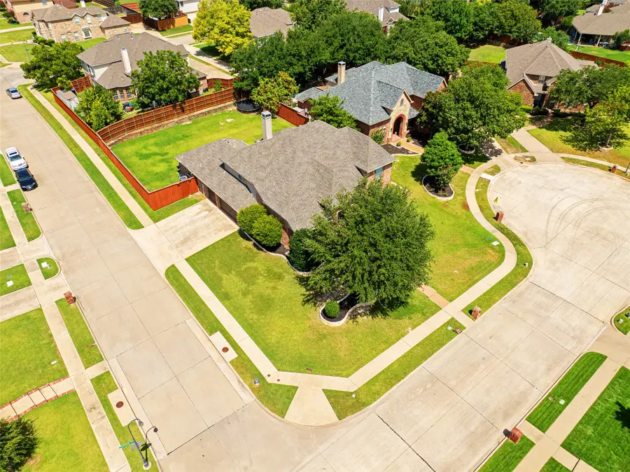711 Country Meadow Drive, Murphy, TX 75094 - #2