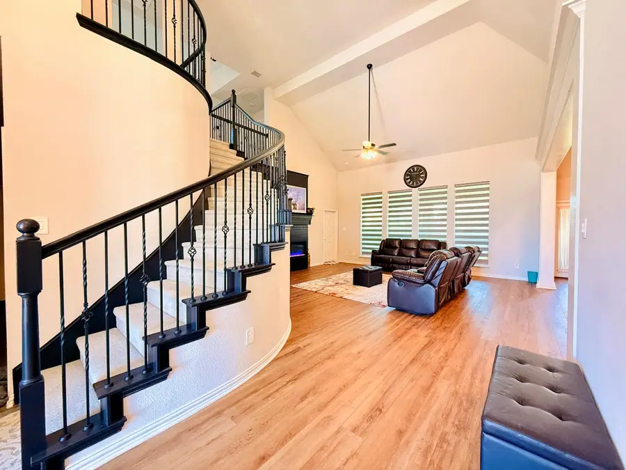 214 Tradd Street, Glenn Heights, TX 75154 - #2