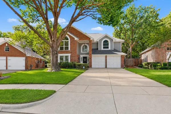 3400 Paint Brush Lane, Bedford, TX 76021