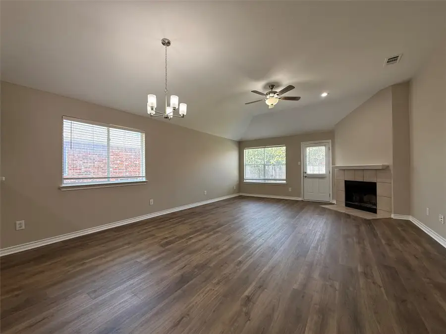 103 Santa Fe Trail, Justin, TX 76247 - #3