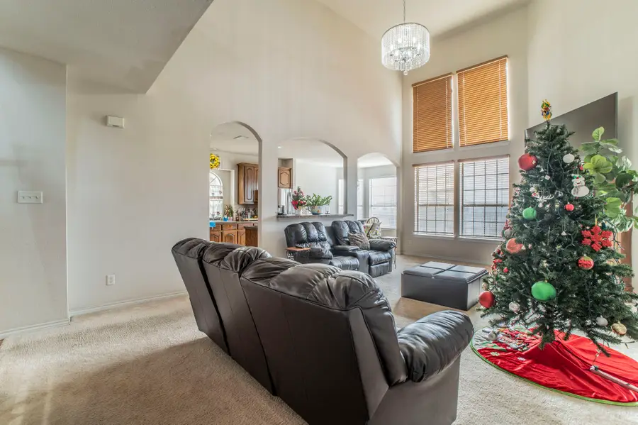 317 Crescent Creek Lane, Fort Worth, TX 76140 - #3