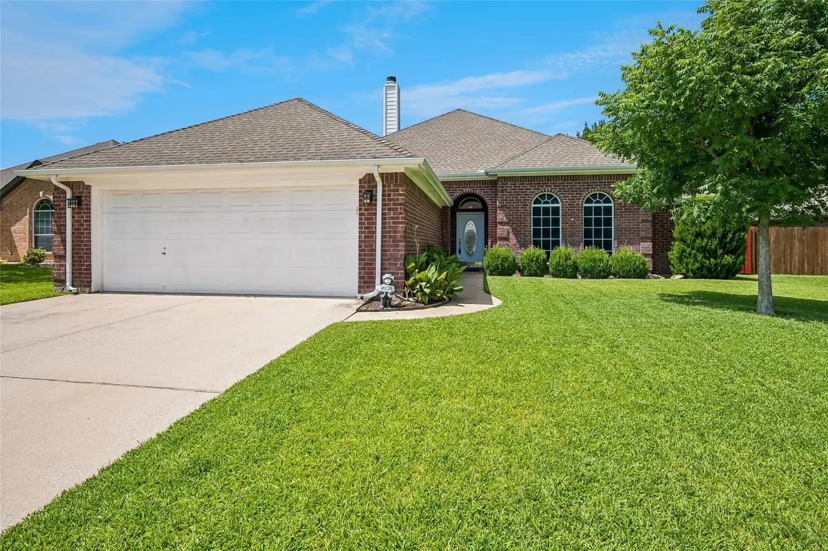 516 Hazelnut Court, Saginaw, TX 76179 - #1