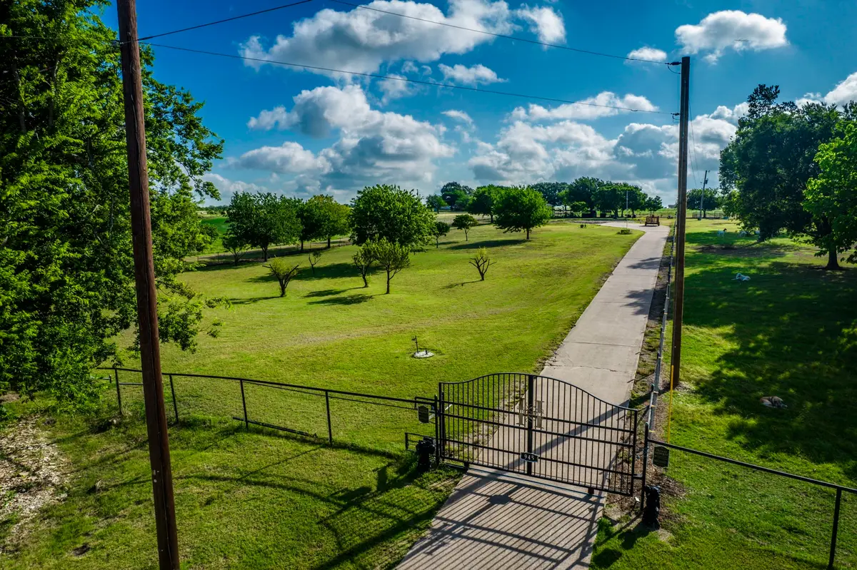 945 Lone Elm Road, Waxahachie, TX 75167 - #1