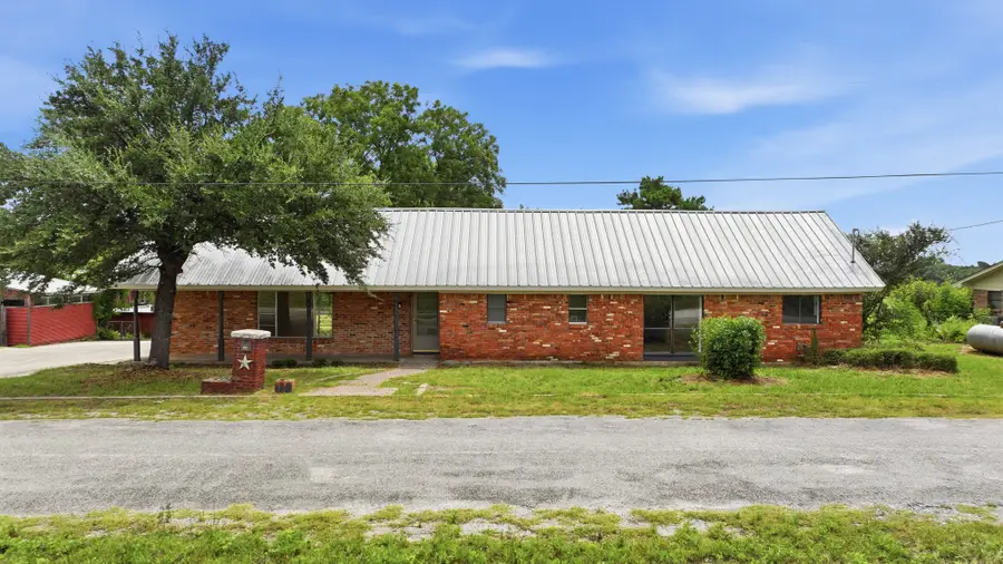 1102 Chilton Street, Weatherford, TX 76086 - #2