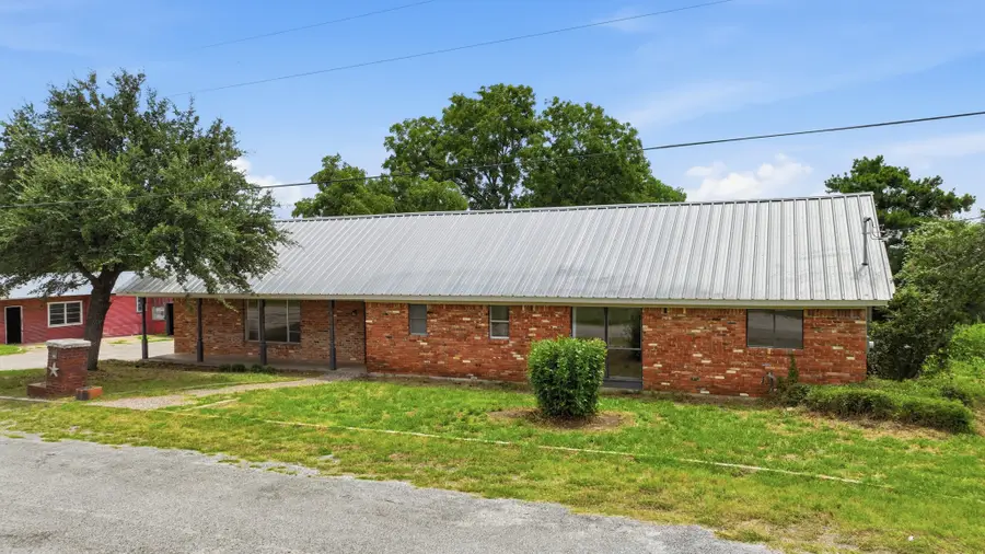 1102 Chilton Street, Weatherford, TX 76086 - #3