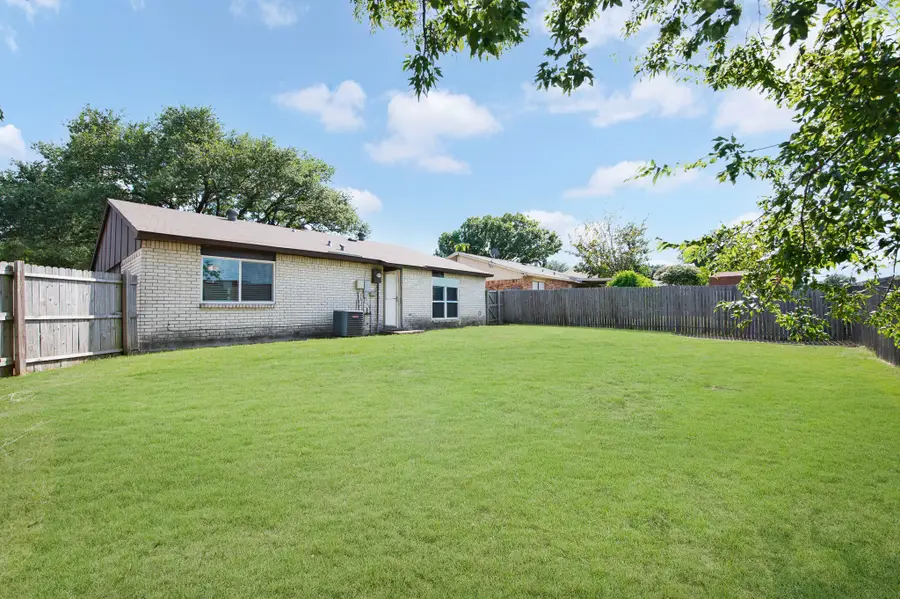 555 Hawthorne Drive, Allen, TX 75002 - #2
