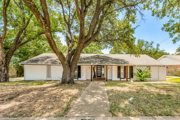 317 Cedar Creek Court, Fort Worth, TX 76103