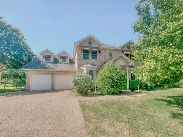 1312 Rio Grande Drive, Benbrook, TX 76126