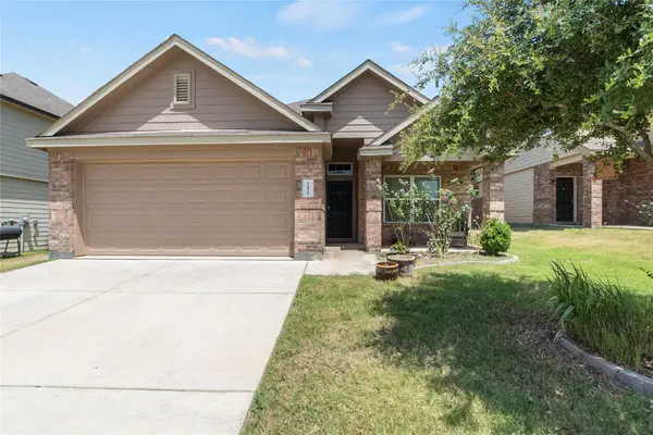 1429 Tall Pine Way, Fort Worth, TX 76112