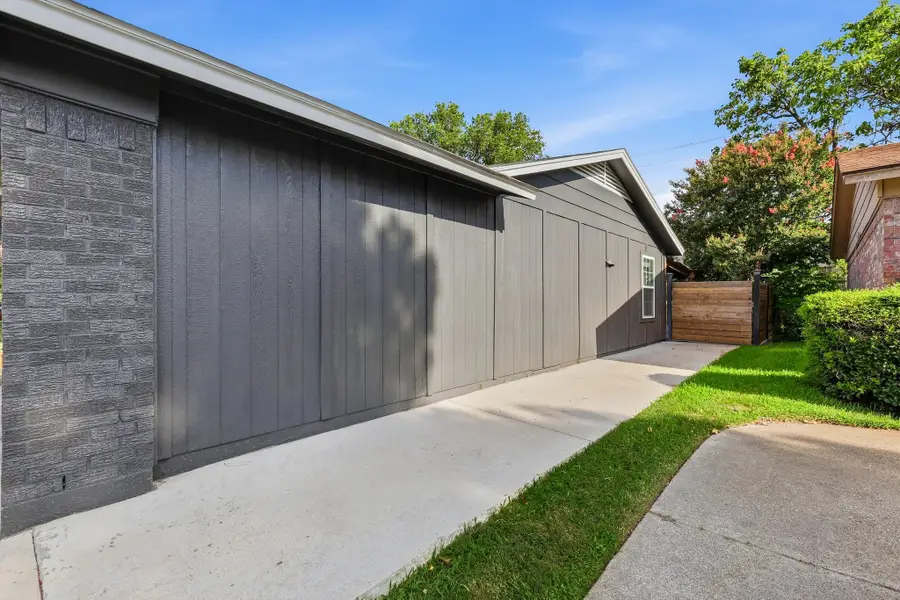 450 Price Drive, Lewisville, TX 75067 - #3