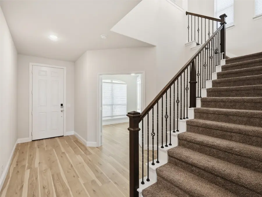 201 Sweetwater Drive, Commerce, TX 75428 - #2